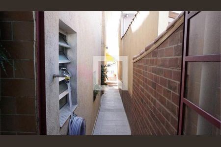 Casa à venda com 4 quartos, 250m² em Vila Floresta, Santo André