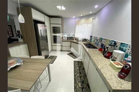 Casa à venda com 3 quartos, 285m² em Vila Metalúrgica, Santo André