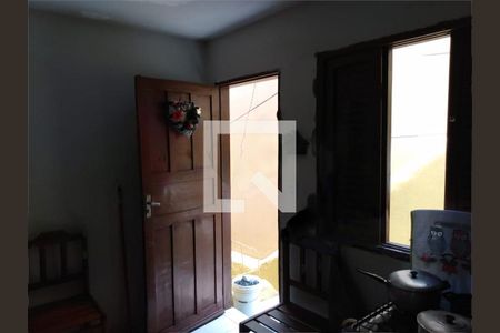 Casa à venda com 4 quartos, 101m² em Vila Nogueira, Diadema