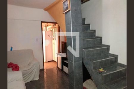 Casa à venda com 4 quartos, 101m² em Vila Nogueira, Diadema