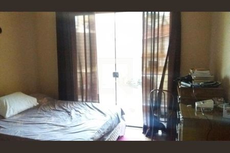 Casa à venda com 3 quartos, 304m² em Olímpico, São Caetano do Sul
