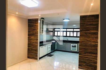 Casa à venda com 3 quartos, 216m² em Vila Sao Pedro, Santo André