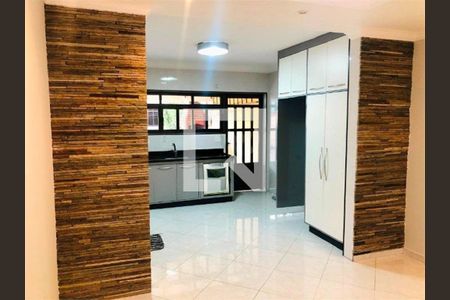 Casa à venda com 3 quartos, 216m² em Vila Sao Pedro, Santo André