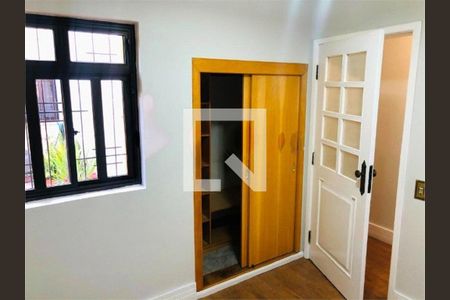 Casa à venda com 3 quartos, 216m² em Vila Sao Pedro, Santo André