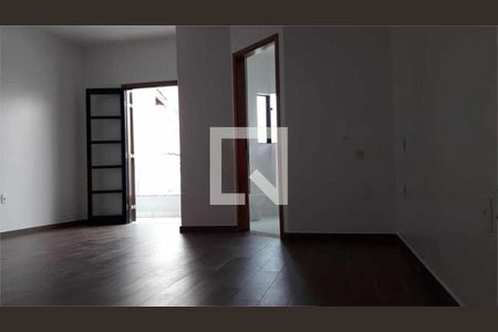 Casa à venda com 3 quartos, 200m² em Parque das Nações, Santo André