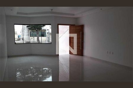 Casa à venda com 3 quartos, 200m² em Parque das Nações, Santo André