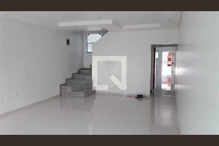Casa à venda com 3 quartos, 200m² em Parque das Nações, Santo André