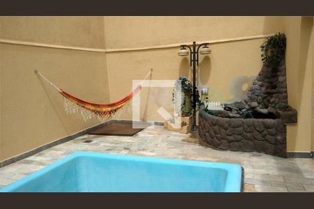 Casa à venda com 3 quartos, 220m² em Utinga, Santo André