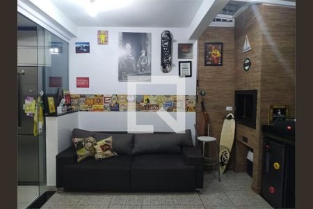 Casa à venda com 3 quartos, 189m² em Jardim Las Vegas, Santo André