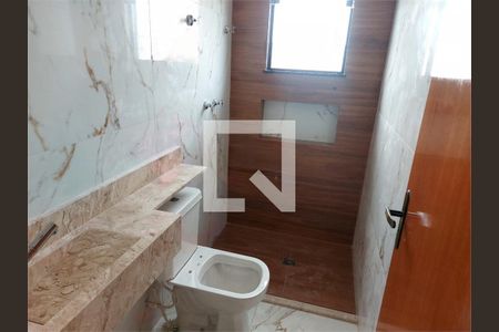 Casa à venda com 3 quartos, 191m² em Vila Curuçá, Santo André