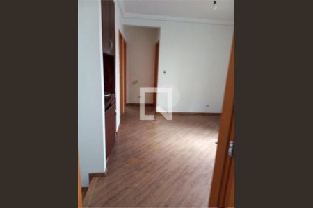 Casa à venda com 3 quartos, 210m² em Santa Terezinha, Santo André