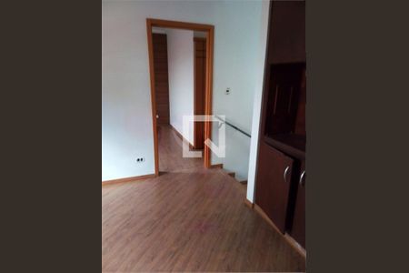 Casa à venda com 3 quartos, 210m² em Santa Terezinha, Santo André