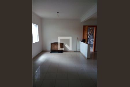 Casa à venda com 3 quartos, 210m² em Santa Terezinha, Santo André