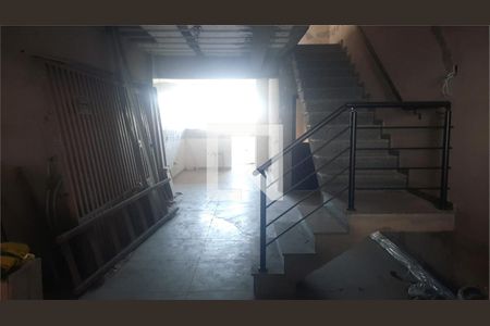 Casa à venda com 3 quartos, 205m² em Utinga, Santo André