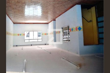 Casa à venda com 1 quarto, 60m² em Utinga, Santo André
