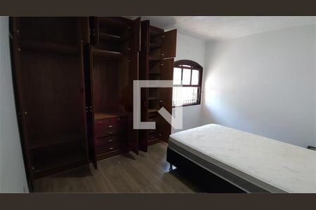 Casa à venda com 3 quartos, 134m² em Santa Maria, Santo André