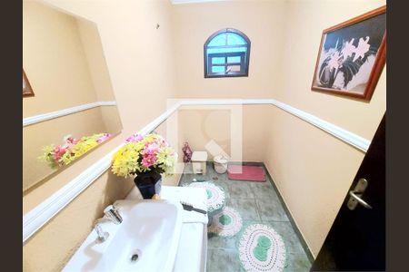 Casa à venda com 4 quartos, 221m² em Vila Lucinda, Santo André