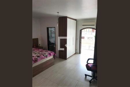 Casa à venda com 3 quartos, 156m² em Vila Camilópolis, Santo André