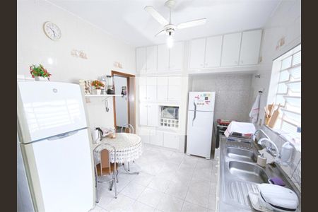 Casa à venda com 4 quartos, 270m² em Santa Paula, São Caetano do Sul