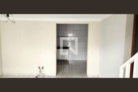 Casa à venda com 3 quartos, 250m² em Vila Camilópolis, Santo André
