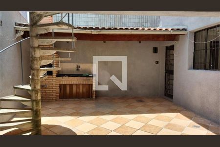 Casa à venda com 2 quartos, 130m² em Vila Dalila, São Paulo