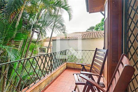 Casa à venda com 3 quartos, 250m² em Jardim Petropolis, São Paulo