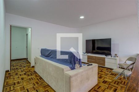 Casa à venda com 3 quartos, 335m² em Campo Belo, São Paulo
