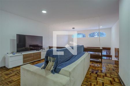 Casa à venda com 3 quartos, 335m² em Campo Belo, São Paulo