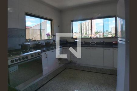 Casa à venda com 4 quartos, 420m² em Jardim Textil, São Paulo