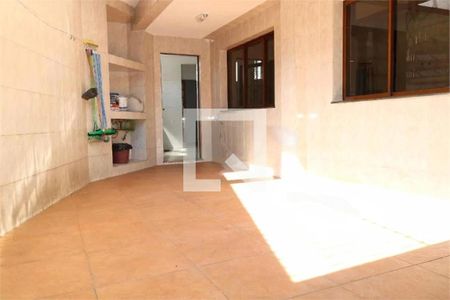Casa à venda com 3 quartos, 350m² em Vila Carrão, São Paulo