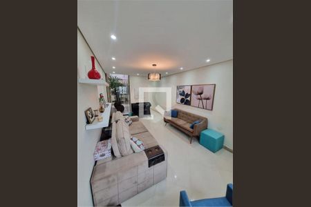 Casa à venda com 3 quartos, 156m² em Cidade Antônio Estêvão de Carvalho, São Paulo