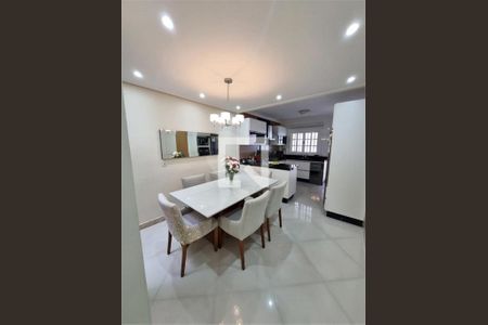 Casa à venda com 3 quartos, 156m² em Cidade Antônio Estêvão de Carvalho, São Paulo