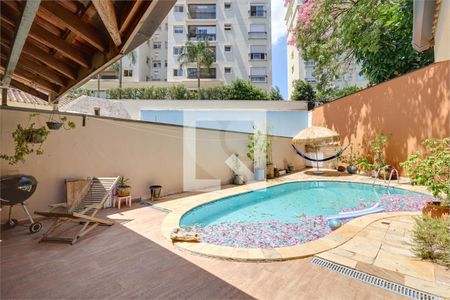 Casa à venda com 4 quartos, 200m² em Santo Amaro, São Paulo