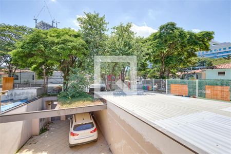 Casa à venda com 4 quartos, 200m² em Santo Amaro, São Paulo