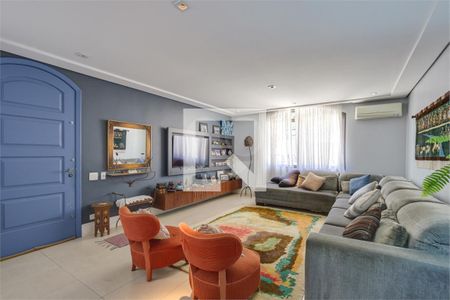 Casa à venda com 4 quartos, 200m² em Santo Amaro, São Paulo