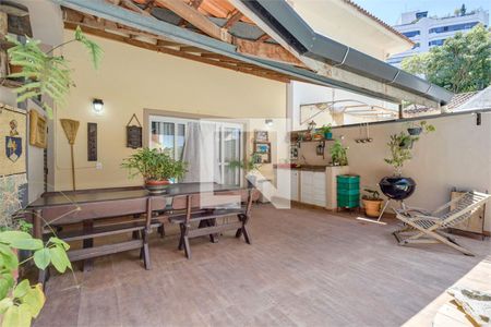 Casa à venda com 4 quartos, 200m² em Santo Amaro, São Paulo