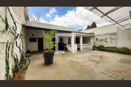 Casa à venda com 4 quartos, 400m² em Brooklin, São Paulo