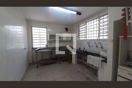 Casa à venda com 4 quartos, 400m² em Brooklin, São Paulo