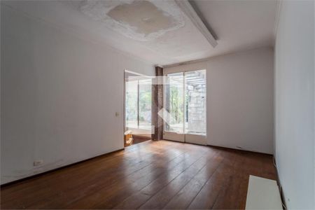 Casa à venda com 4 quartos, 691m² em Jardim Cordeiro, São Paulo