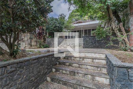 Casa à venda com 4 quartos, 691m² em Jardim Cordeiro, São Paulo