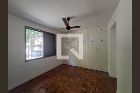 Casa à venda com 3 quartos, 150m² em Chácara Santo Antônio (Zona Sul), São Paulo