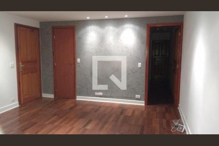 Casa à venda com 3 quartos, 160m² em Santo Amaro, São Paulo