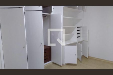 Casa à venda com 3 quartos, 160m² em Santo Amaro, São Paulo