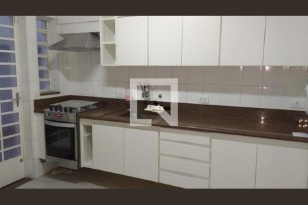 Casa à venda com 3 quartos, 160m² em Santo Amaro, São Paulo