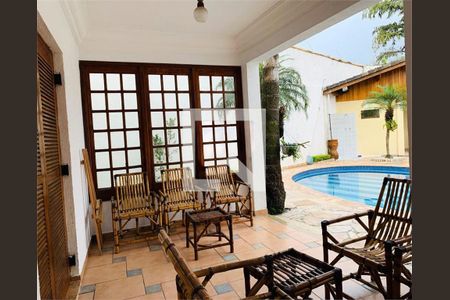 Casa à venda com 4 quartos, 600m² em Interlagos, São Paulo