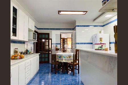 Casa à venda com 4 quartos, 600m² em Interlagos, São Paulo