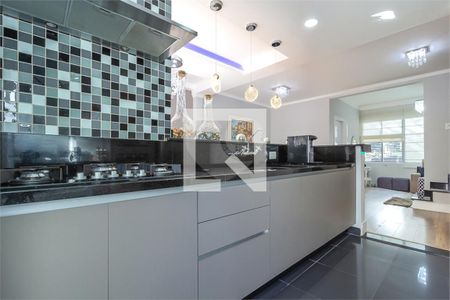 Casa à venda com 3 quartos, 144m² em Santo Amaro, São Paulo