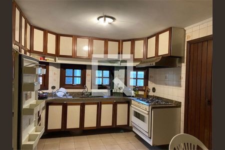 Casa à venda com 4 quartos, 450m² em Santo Amaro, São Paulo