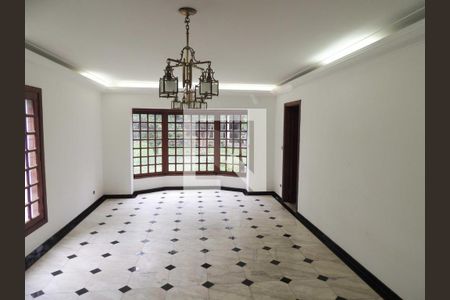 Casa à venda com 4 quartos, 450m² em Santo Amaro, São Paulo