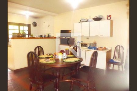 Casa à venda com 2 quartos, 200m² em Chácara Santo Antônio (Zona Sul), São Paulo